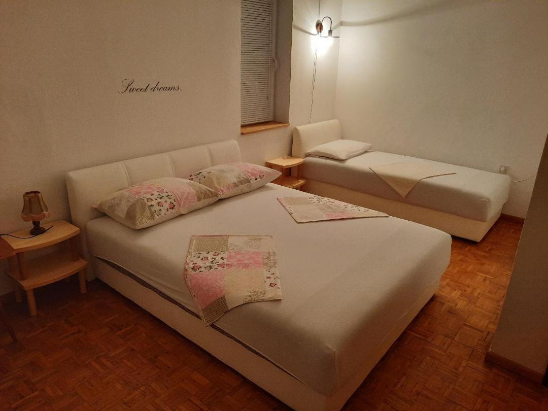 Holiday Home Villa Marin Stanici Luaran gambar